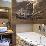 Grand Hotel**** Bachledka Strachan فندق Ždiar