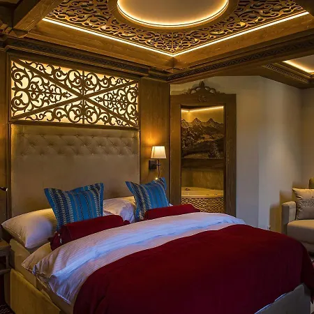 ホテル Grand Hotel**** Bachledka Strachan 4*