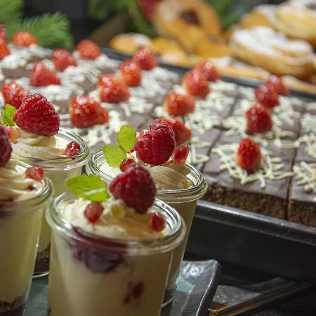 Grand Hotel**** Bachledka Strachan 4* Ždiar